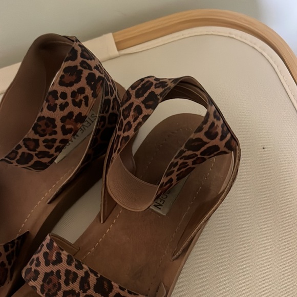Steve Madden Sandals - Picture 3 of 4